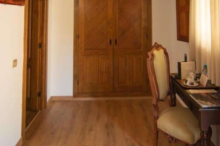 Room 48 of 119