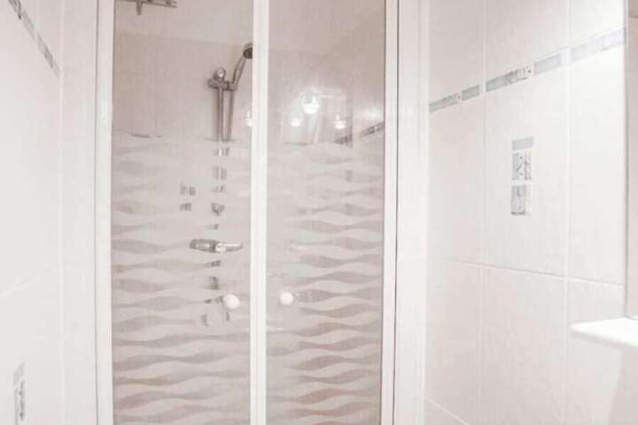 Room 30 of 74