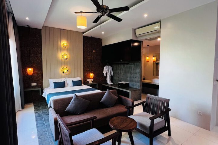 Room 54 of 174