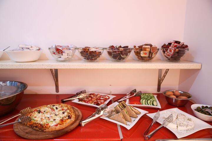 Dining 85 of 120