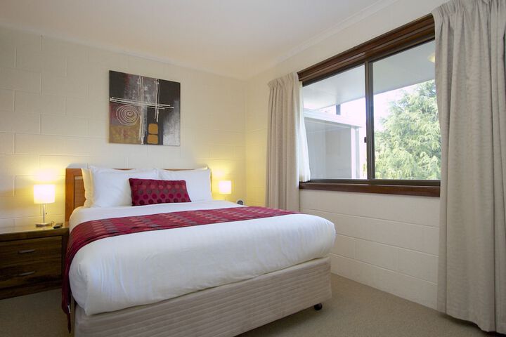 Room 6 of 45