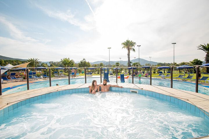 Pool 43 of 111