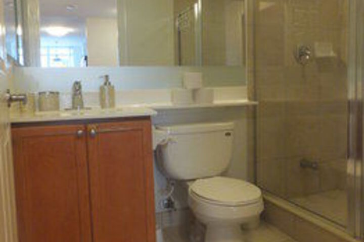 Room 4 of 19