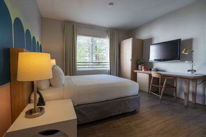 Room 49 of 118