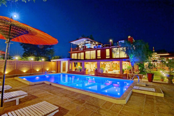 Pool 60 of 67