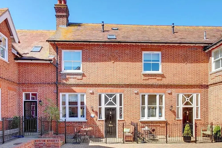 Delightful Holiday Home in Southwold With Garden