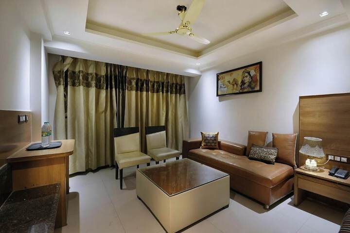 Room 20 of 44