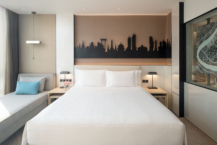 Room 35 of 133