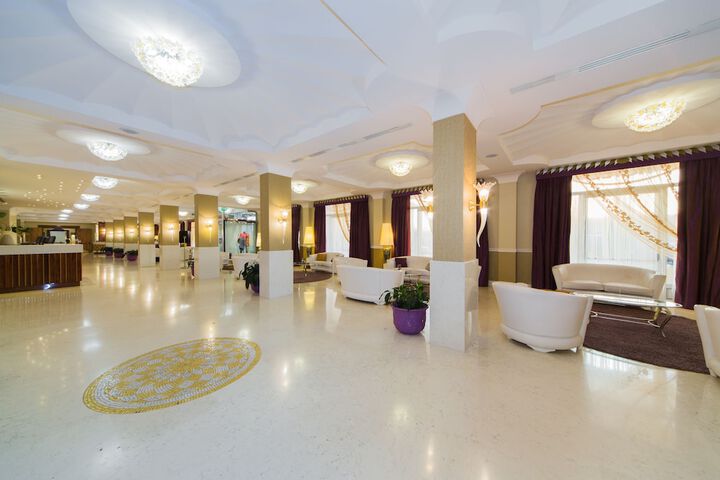 Lobby Photos