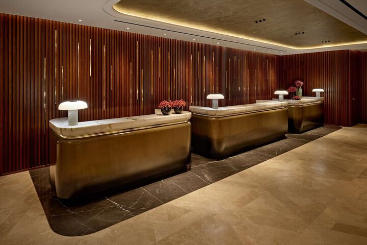 Entrance & Lobby