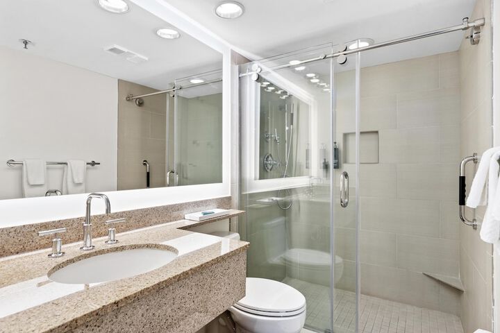 Bathroom shower