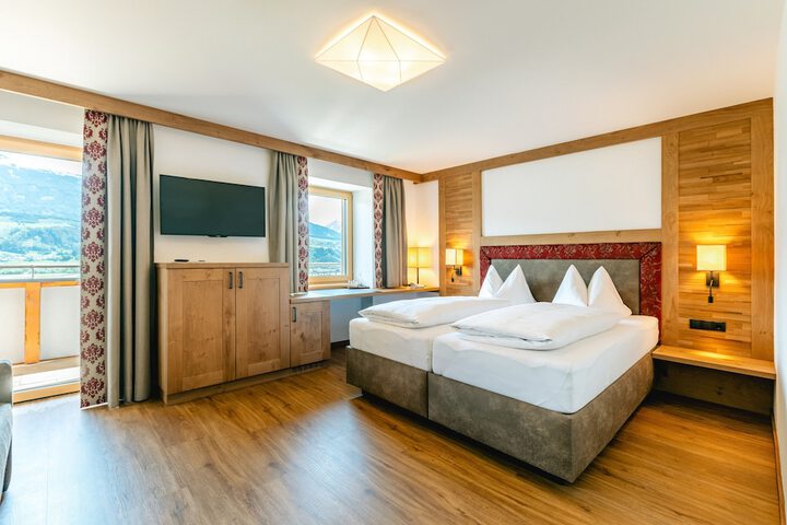 Room 17 of 54