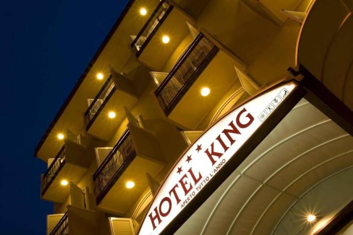 Hotel 32 of 35