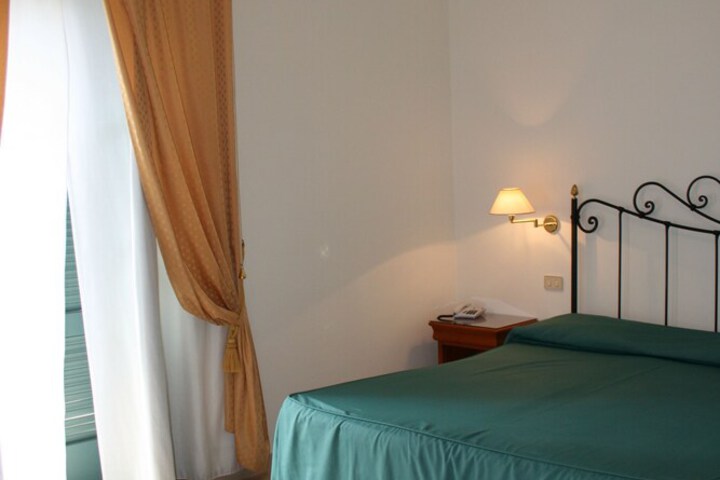 Room 10 of 59