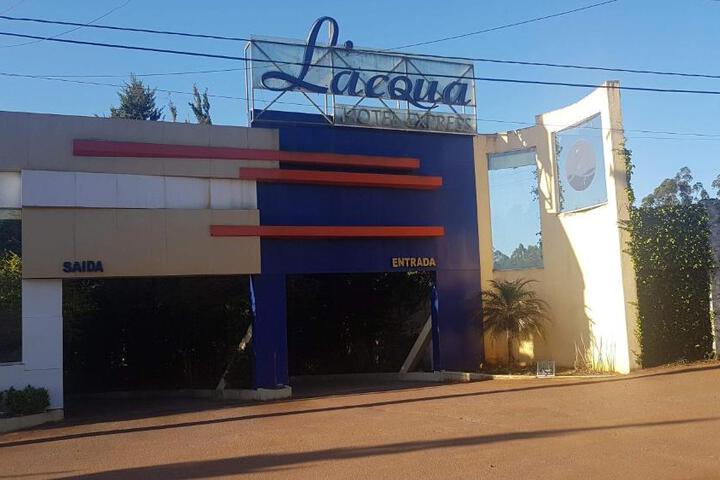 Photo of Hotel Lacqua Express