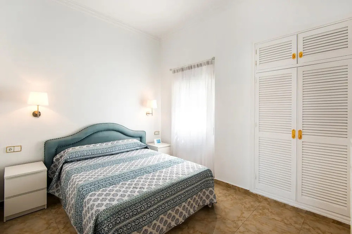 Room 3 of 17