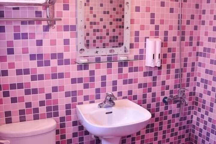 Clean Restrooms
