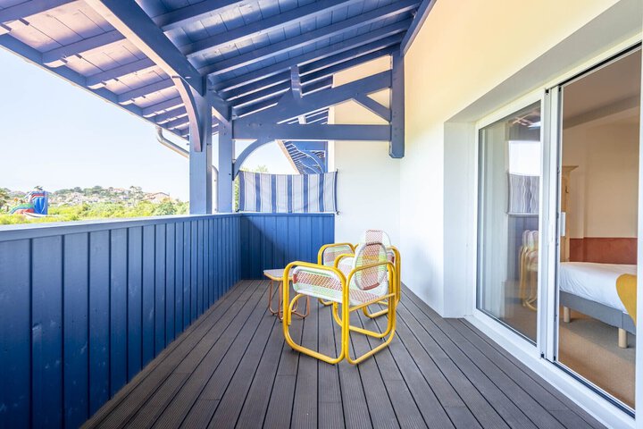Terrace/Patio 27 of 32