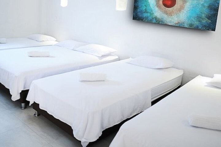 Room 13 of 100