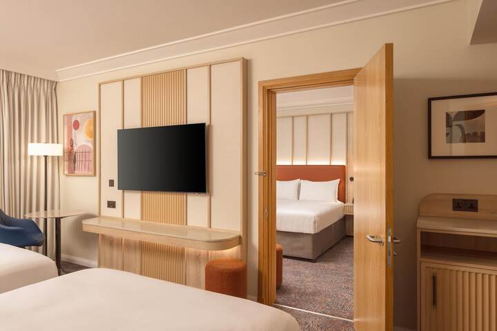 Room 19 of 150