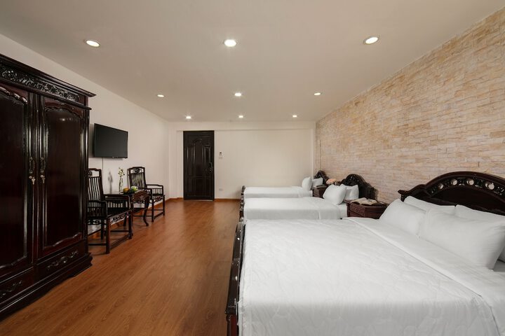 Room 27 of 56