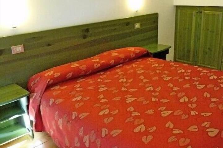 Room 12 of 55