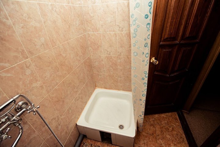 Room 8 of 36