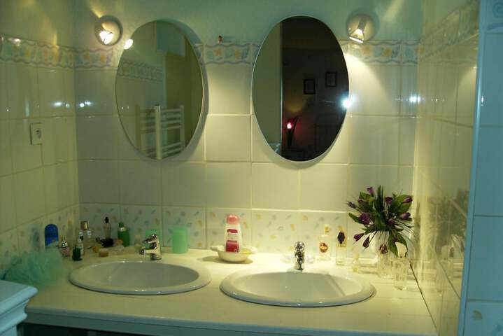 Room 19 of 40