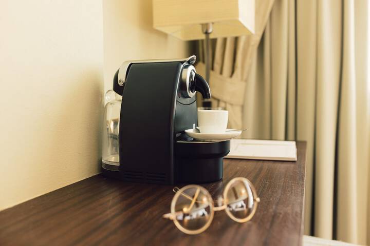 Breakfast/Coffee Service 86 of 261