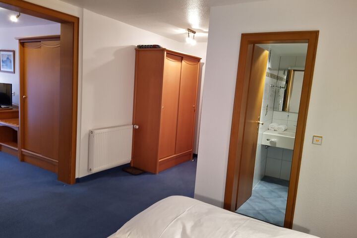 Room 40 of 71