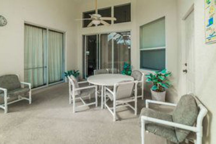 Terrace/Patio 23 of 24