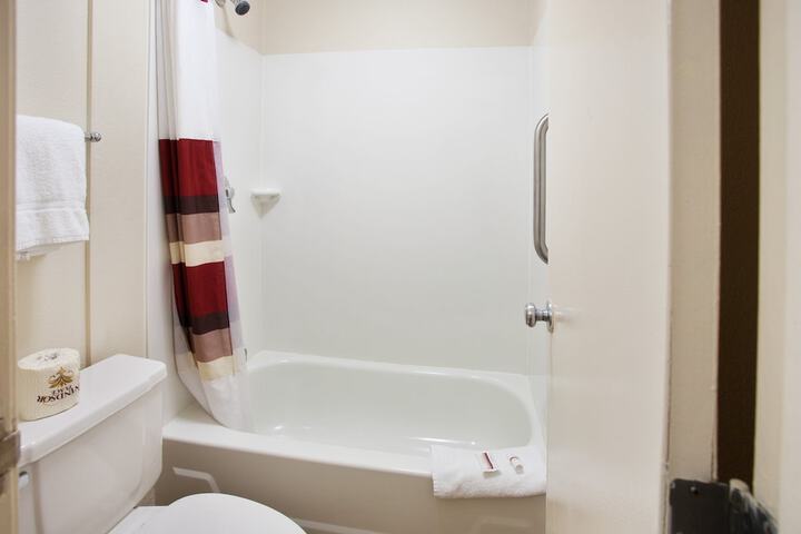Standard | King Bed (1 of 20)