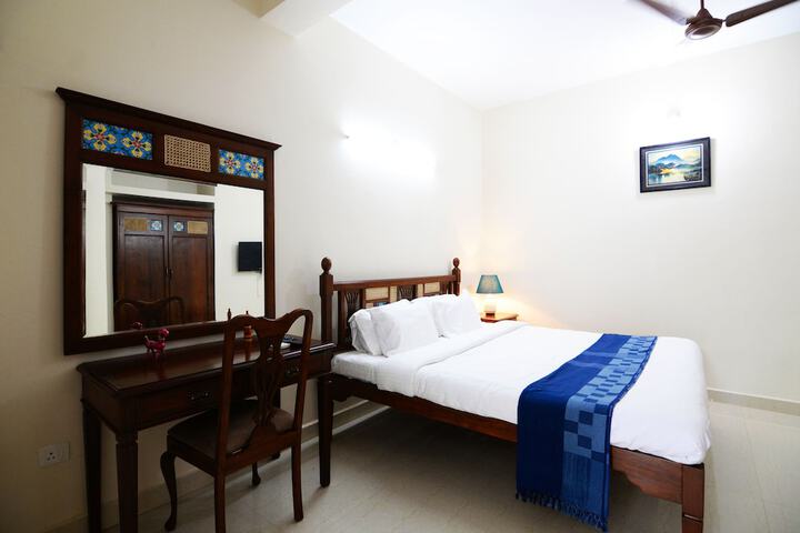 Room 4 of 31