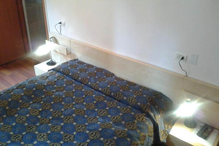 Room 37 of 60