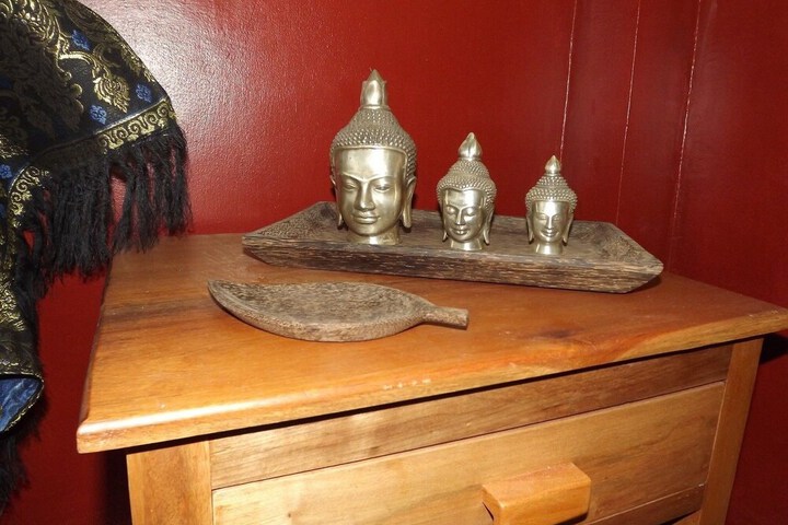 Room 15 of 48