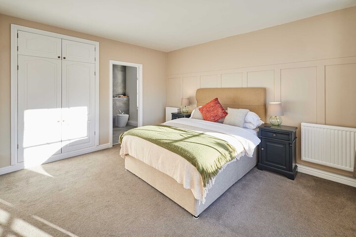 Room 17 of 23