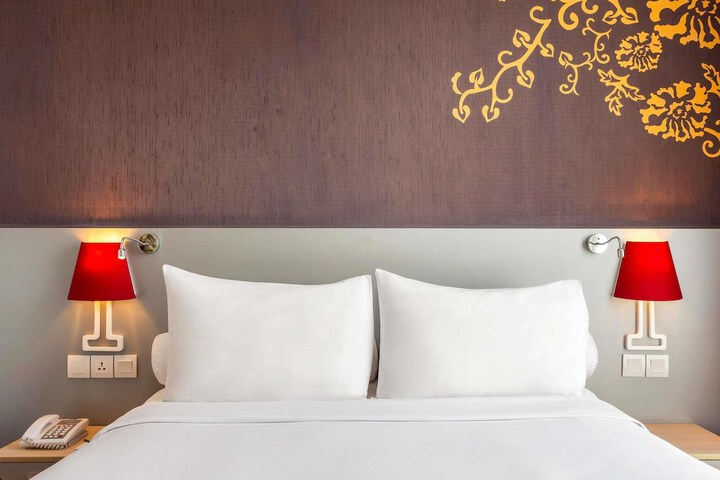Room 20 of 65