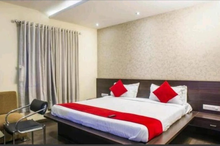 Room 5 of 23
