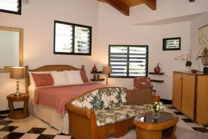 Room 2 of 13