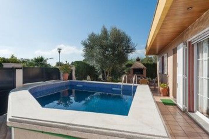 Pool 14 of 15