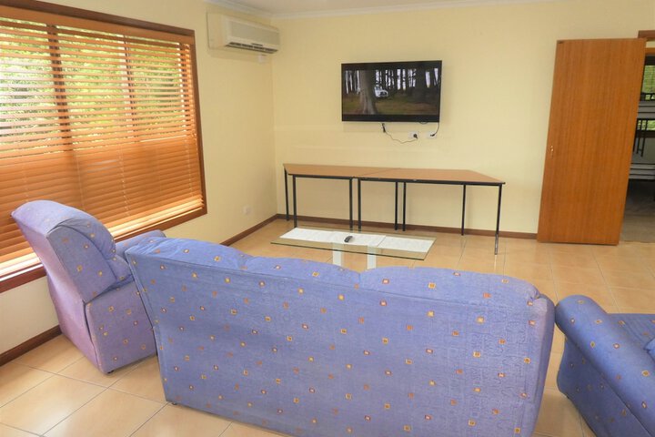 Room 18 of 39