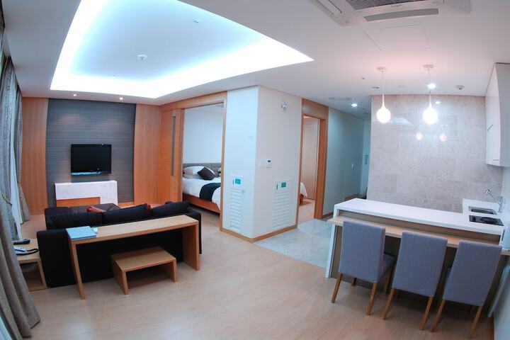 Room 8 of 51