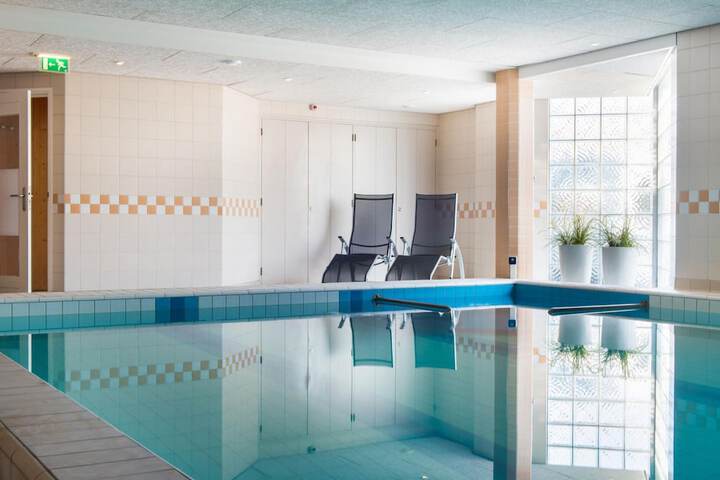 Pool 26 of 67
