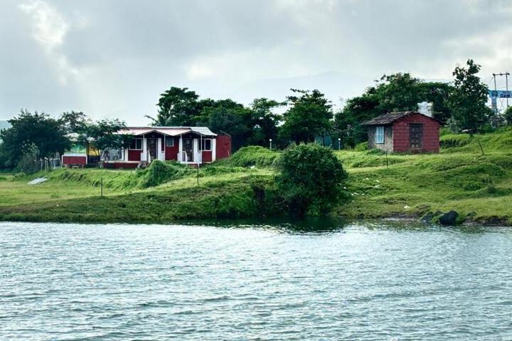 Hotel Mauli Agro Farm Dam View Resort