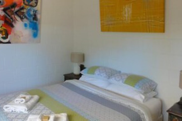 Room 13 of 87
