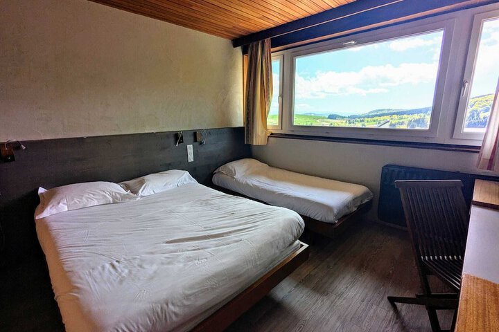 Room 7 of 52