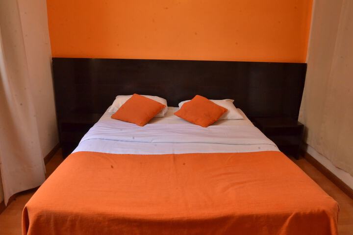 Room 32 of 60