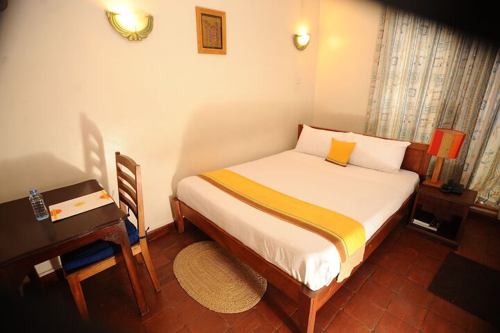 Room 13 of 54