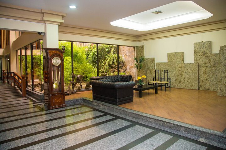Lobby Photos