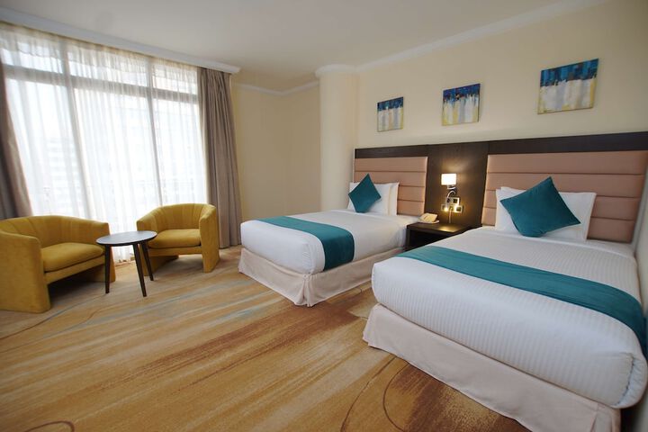 Room 3 of 54